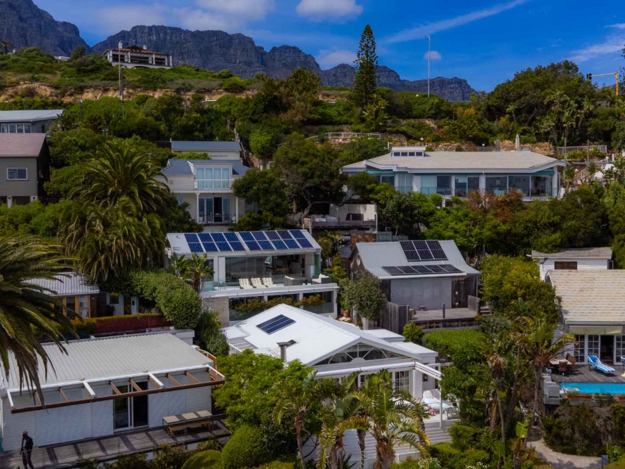 4 Bedroom Property for Sale in Clifton Western Cape